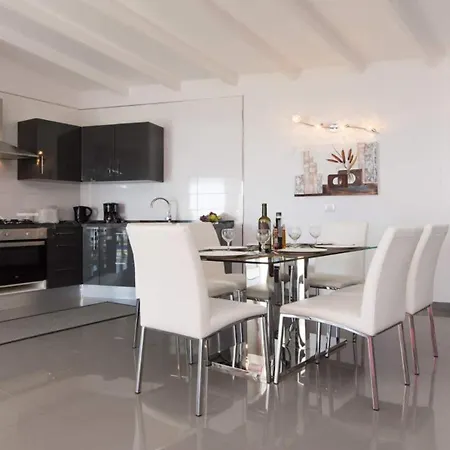 Trillizos Villa Costa Adeje